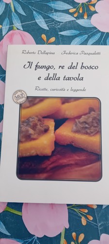 Libro con ricette - sul, fungo
