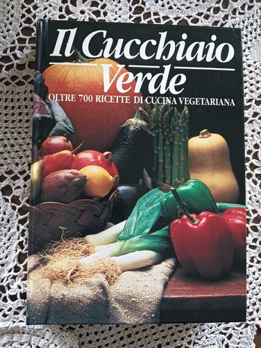 Cucchiaio verde oltre 700 - -,